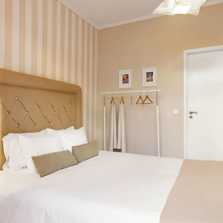 Porta 33 Bed And Bath בית אירוח